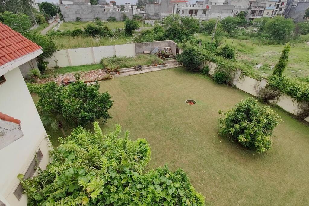 Basti House - Boutique Homestay Lucknow Esterno foto