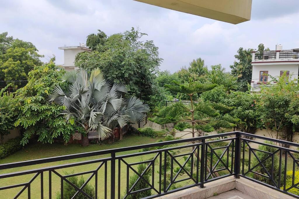 Basti House - Boutique Homestay Lucknow Esterno foto